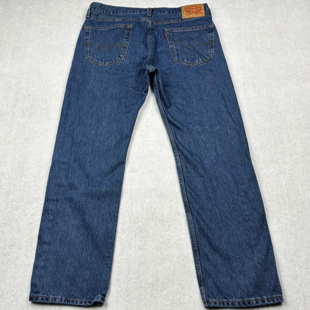 Levis Mens 33x30 505 Regular Straight Fit Medium Wash Blue Denim Jeans 33 30